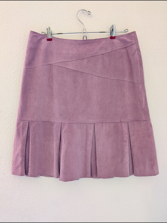 Revue Dresses & Skirts - Vintage Suede Pleated Skirt, REVUE Size L Light Mauve